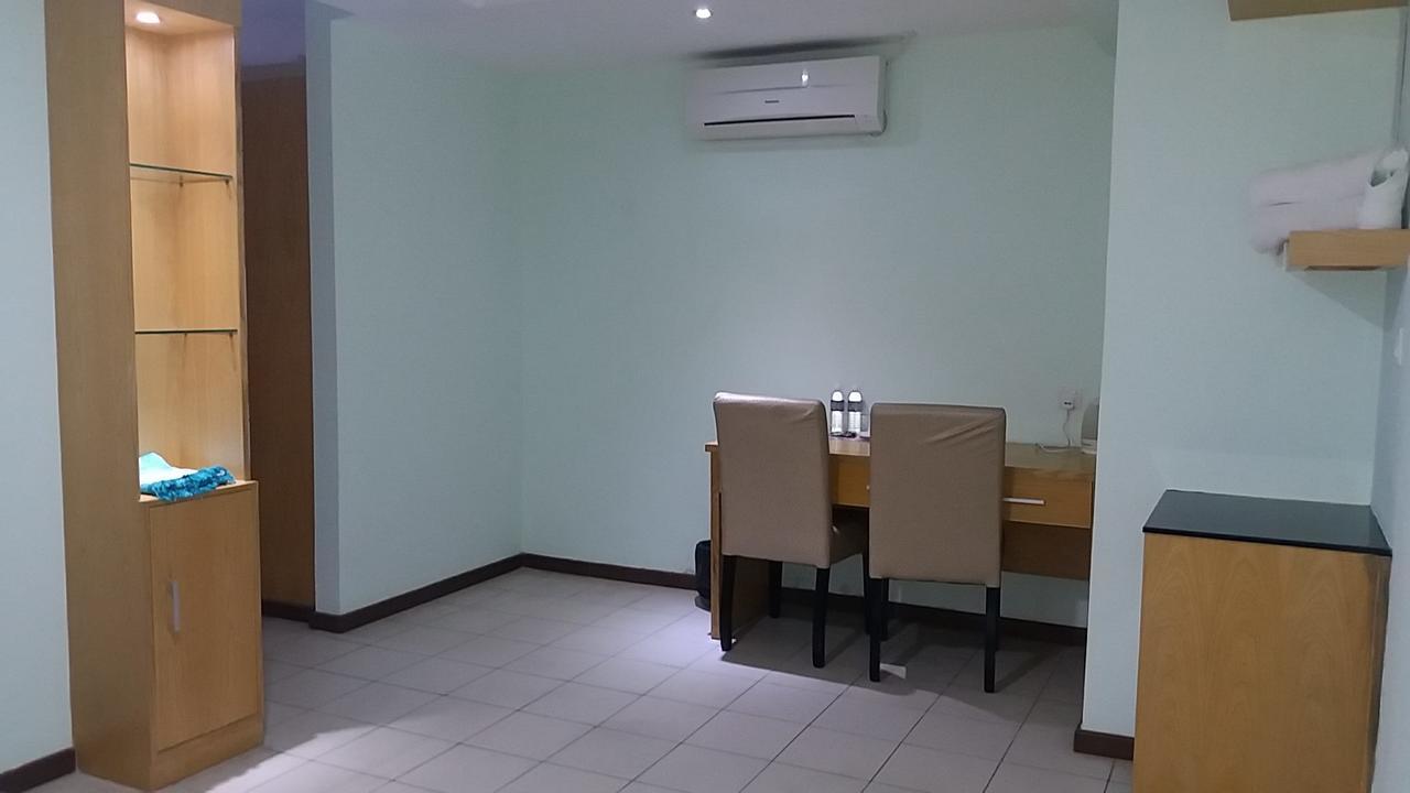 Fratini'S Hotel Labuan Kültér fotó