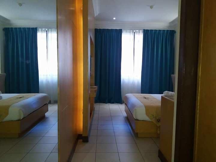 Fratini'S Hotel Labuan Kültér fotó